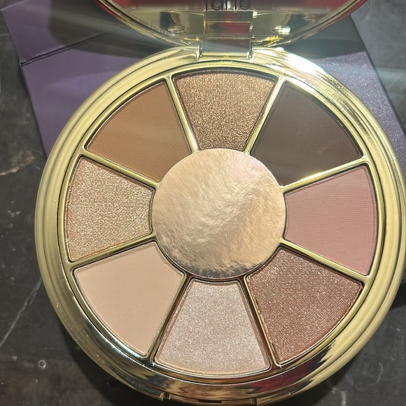 Tarte be you. Naturally. Eyeshadow palette - Picture 3 of 4